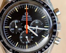Load image into Gallery viewer, Omega Speedmaster Professional Moonwatch 1969 145022-69st
