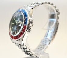 Load image into Gallery viewer, Rolex Reference 1675 Gmt-Master &#39;pepsi&#39; 3.7 million serial   Stainless Steel Automatic Dual Time Wristwatch With Date And Bracelet
